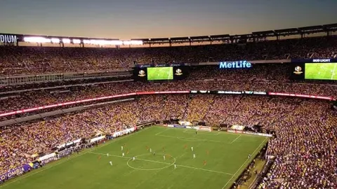 马刺与凯尔特人首节较量犯规不多：双方仅4次犯规